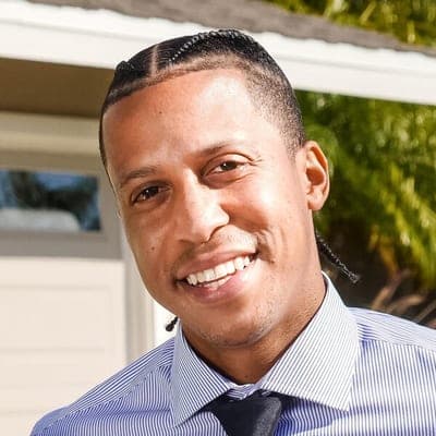 Real estate agent